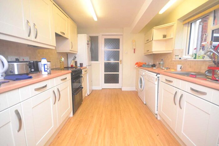 4 Bedroom Terraced House To Rent In Hatherley Road, Reading, RG1