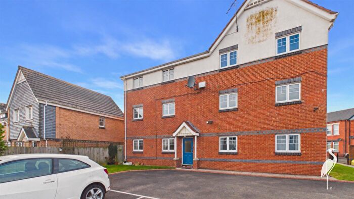 2 Bedroom Apartment For Sale In Turnstile Mews, Roker, Sunderland, SR6