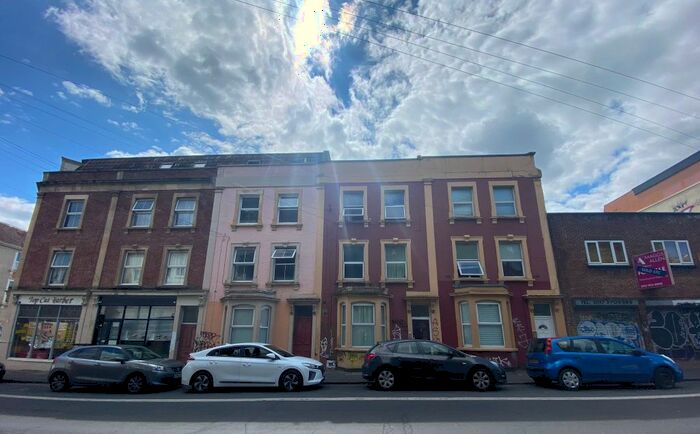 2 Bedroom Flat To Rent In City Road, St. Pauls, Bristol, BS2