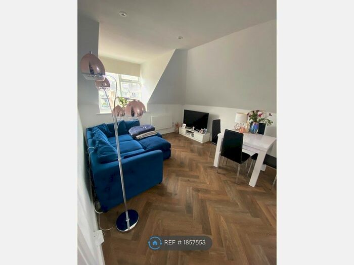 1 Bedroom Flat To Rent In Bromley Road, Beckenham, BR3