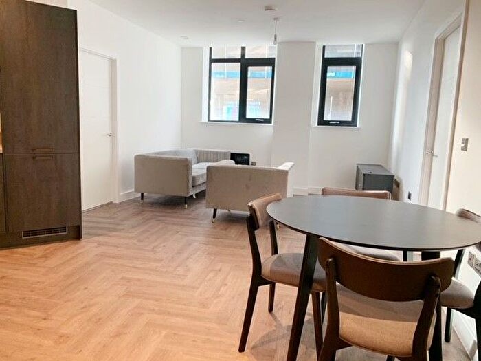 2 Bedroom Flat To Rent In Gooch Street North, Birmingham, B5