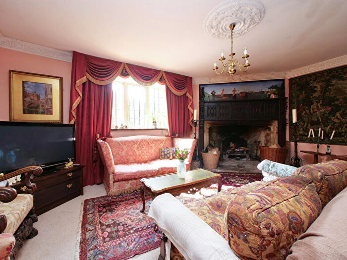 6 Bedroom Detached House For Sale In Manor House, Templecombe - No Onward Chain, BA8
