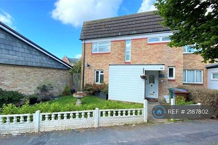 3 Bedroom Terraced House To Rent In Waverley, Bracknell, RG12