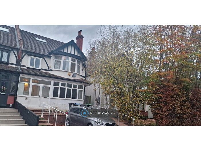 5 Bedroom Semi Detached House To Rent In Dale Road, Purley, CR8