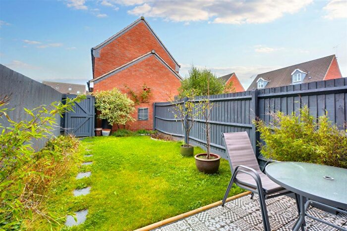 3 Bedroom End Of Terrace House For Sale In Hawthorne Avenue, Long Eaton, Nottingham, NG10