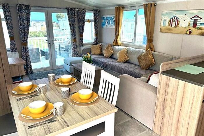 2 Bedroom Park Home For Sale In Hendra Croft, Newquay, TR8