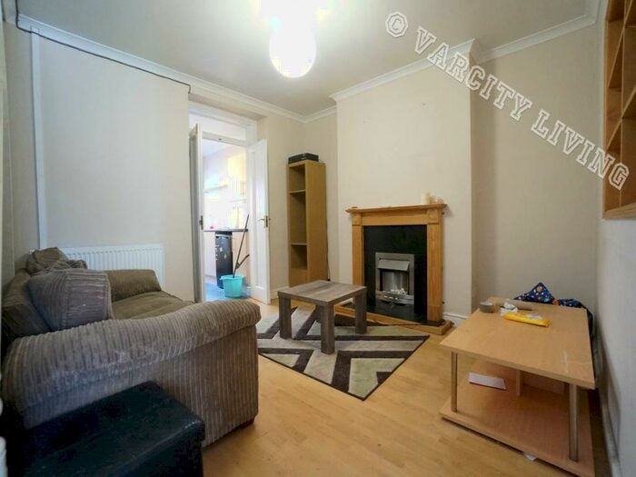 3 Bedroom House To Rent In Caernarfon Road, Bangor, LL57