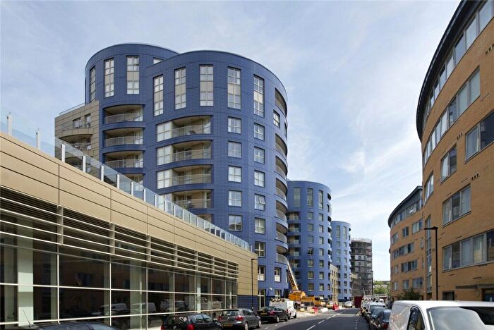 2 Bedroom Flat To Rent In Queensland Road, Holloway, N7