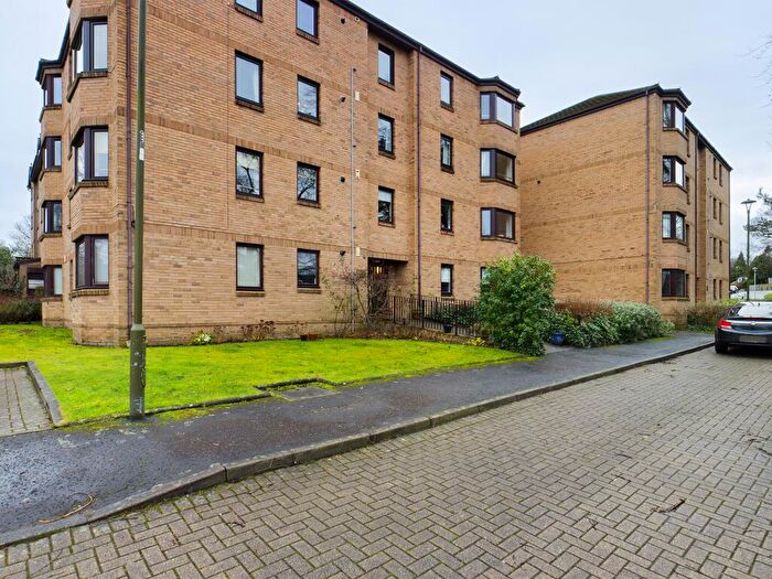 2 Bedroom Flat To Rent In Craigend Park, Liberton, Edinburgh, EH16