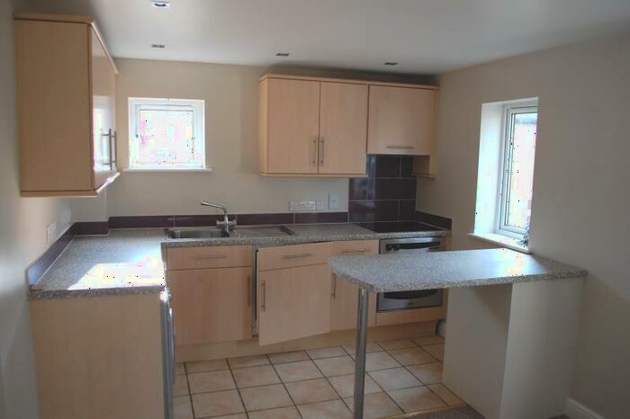 1 Bedroom Flat To Rent In The Island, Midsomer Norton, Radstock, BA3