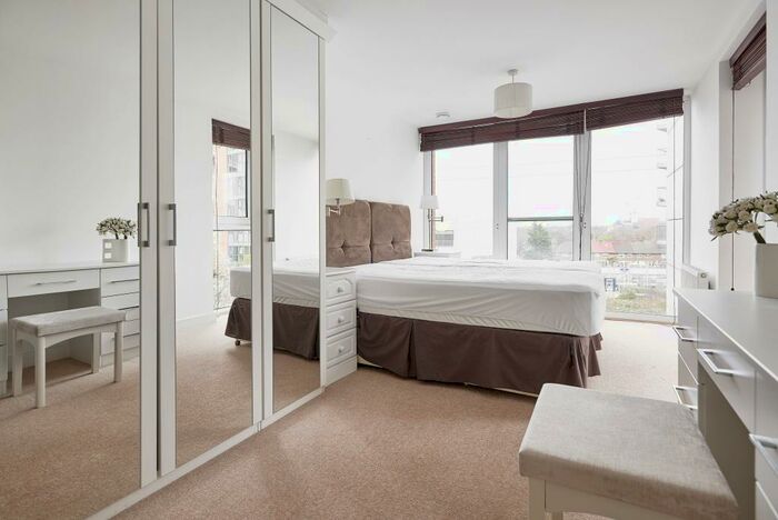 2 Bedroom Flat To Rent In Alaska Apartments, Western Gateway, London, E16