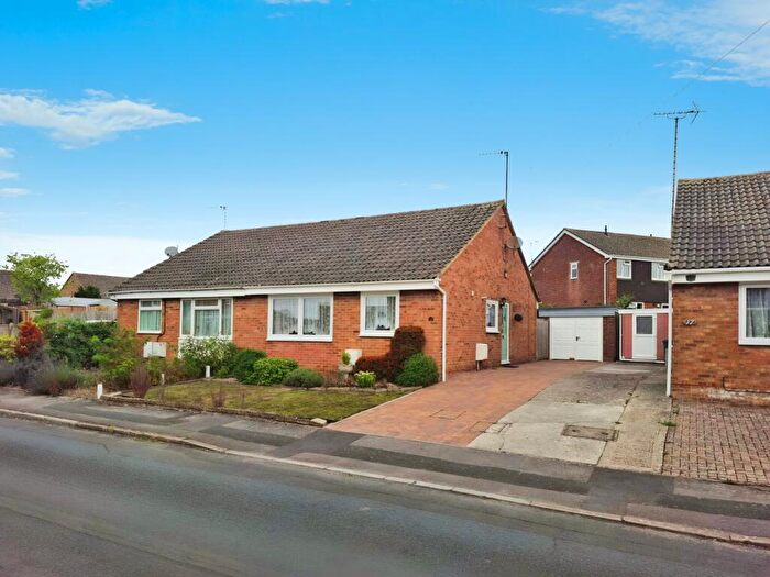 2 Bedroom Semi-Detached Bungalow For Sale In Gainsborough Avenue, Swindon, Wiltshire, SN4