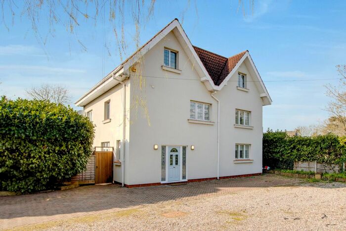 6 Bedroom Detached House To Rent In Restawhile, Epping Road, Roydon, Harlow, CM19