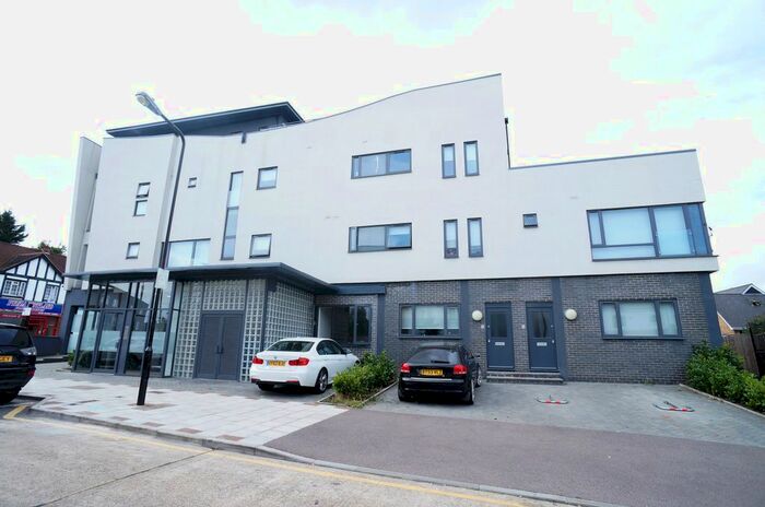 2 Bedroom Flat To Rent In Hill View Court, Sidcup, Kent, DA14