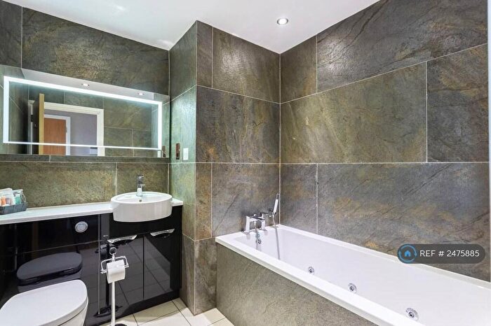 2 Bedroom Flat To Rent In Mavisbank Gardens, Glasgow, G51