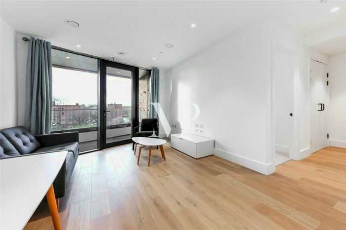 1 Bedroom Apartment To Rent In Kingsland High Street, London, E8