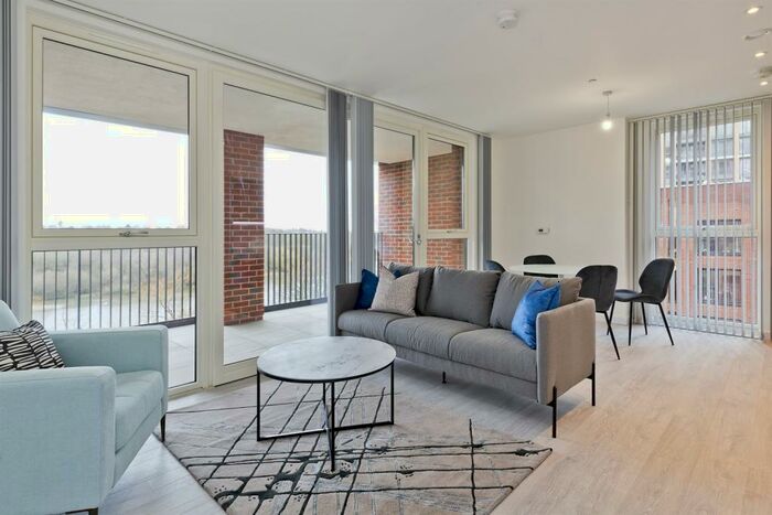 1 Bedroom Apartment To Rent In Rosefinch Apartments, Hendon Waterside, NW9