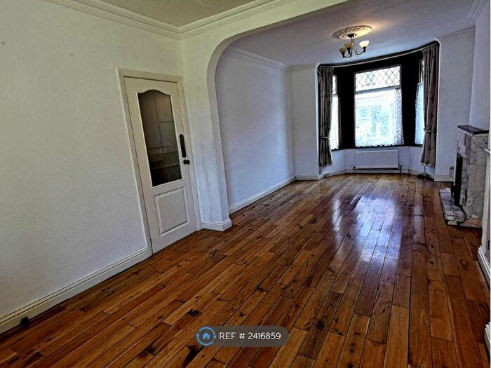 3 Bedroom Terraced House To Rent In South Norwood, London, SE25