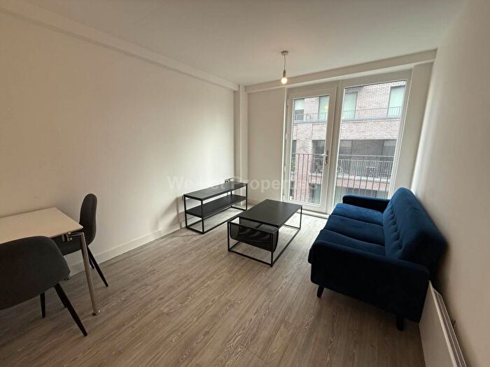 1 Bedroom Apartment To Rent In Craven Street, Salford, M5
