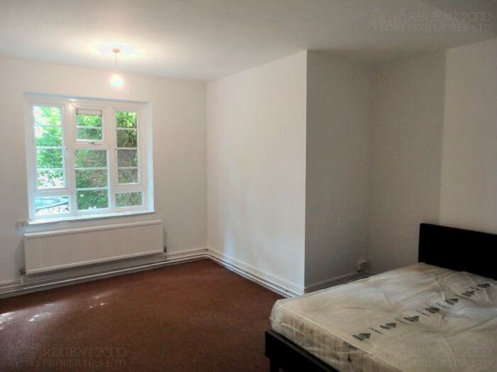 2 Bedroom Flat To Rent In Torbay Court, Clarence Way, London, NW1