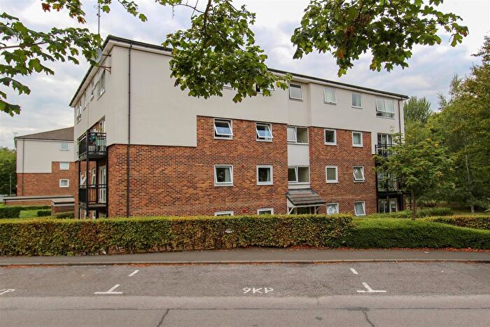 2 Bedroom Flat To Rent In Keith Park Road, Uxbridge, UB10