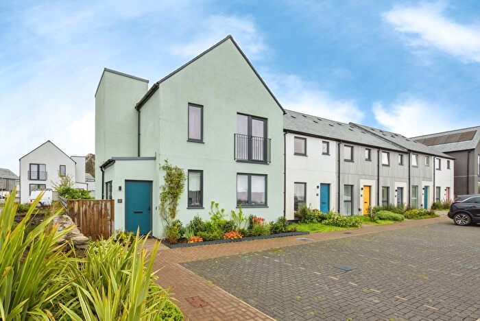 3 Bedroom Detached House For Sale In Bluebarrow Close, Carluddon, St. Austell, Cornwall, PL26