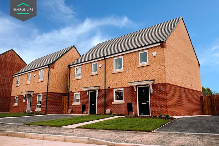 3 Bedroom Semi Detached House To Rent In Oval Crescent, Ellesmere Port, CH65