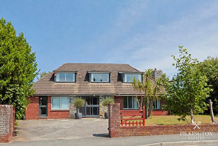 6 Bedroom Detached House For Sale In Holnicote Road, Bude, Cornwall, EX23