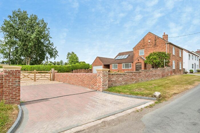 5 Bedroom Detached House For Sale In Middle Bridge Road, Gringley-On-The-Hill, Doncaster, DN10