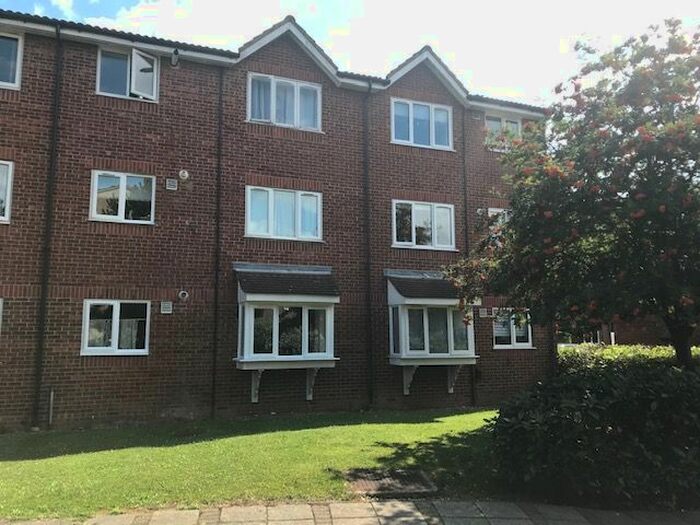 1 Bedroom Flat To Rent In Dehavilland Close, Northolt, UB5