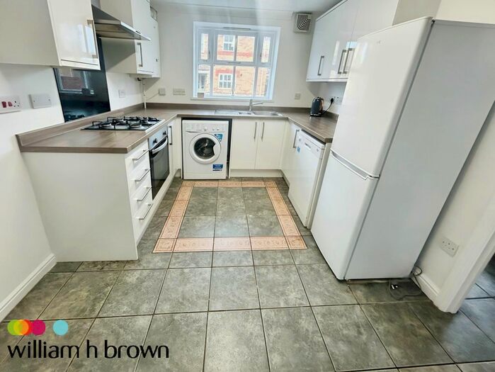 3 Bedroom Property To Rent In Haddon Park, Colchester, CO1