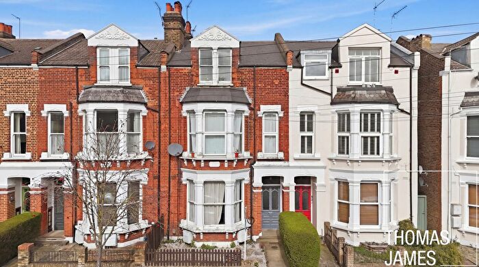 1 Bedroom Flat For Sale In Park Avenue, Palmers Green, N13