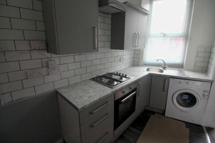 2 Bedroom Terraced House To Rent In Paisley Place, Leeds, West Yorkshire, LS12