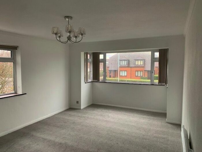 Studio To Rent In Durrington Lane, Worthing, BN13