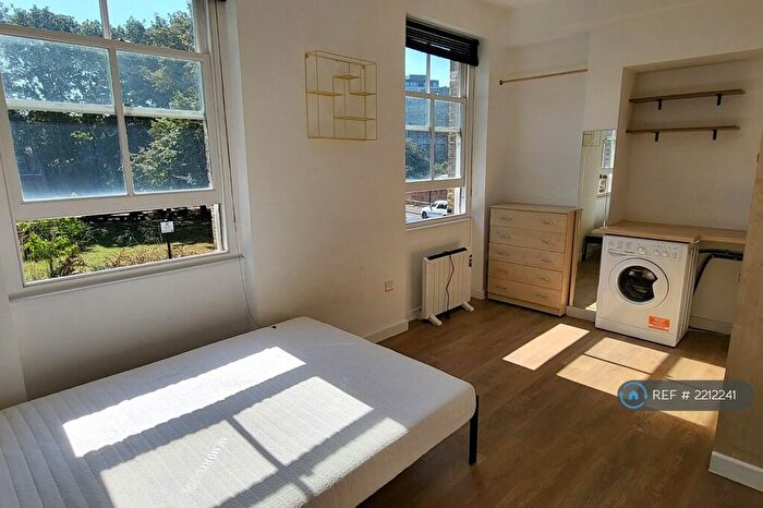 Studio To Rent In Rufford Street, London, N1