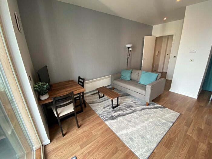 Apartment To Rent In West Point Parking Included, LS1