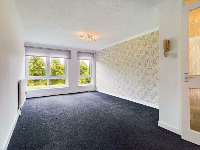 1 Bedroom Flat To Rent In Delves Court, Lanark, ML11