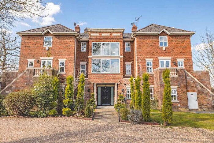 3 Bedroom Town House For Sale In Denham Road, Iver, SL0