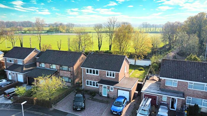 3 Bedroom Detached House For Sale In Standish Drive, Rainford, St Helens, WA11