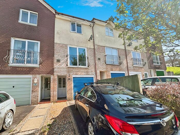 2 Bedroom Town House For Sale In Holne Chase, Plymouth, PL6