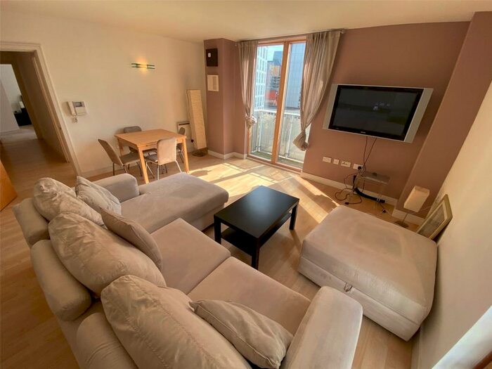 2 Bedroom Apartment To Rent In The Bridge, Dearmans Place, Salford, M3