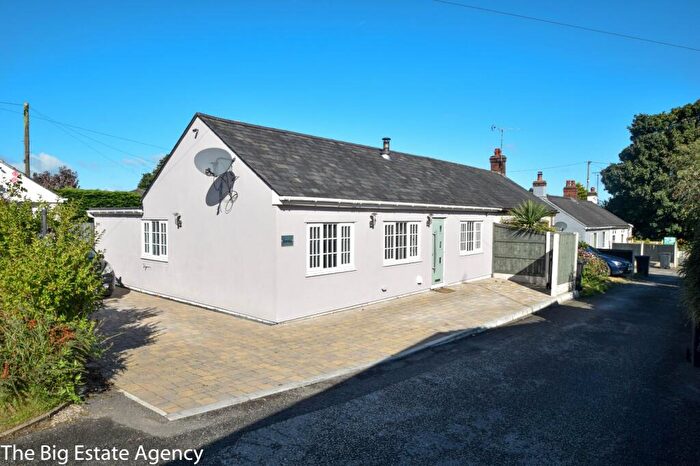 3 Bedroom Bungalow To Rent In Mold Road, Ewloe, CH5