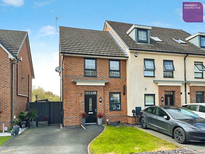 3 Bedroom End Terrace House For Sale In Deanland Drive, Liverpool, L24