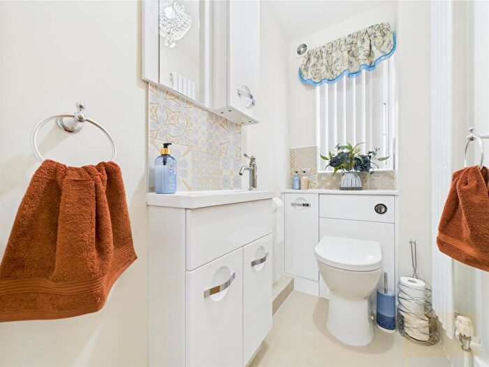 2 Bedroom Detached Bungalow For Sale In Kingscote Close, Gloucester, GL3