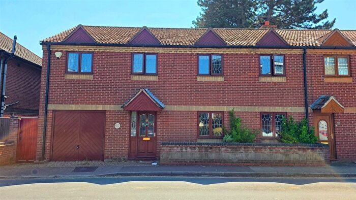 4 Bedroom Semi-Detached House For Sale In Priory Street, Gorleston, NR31