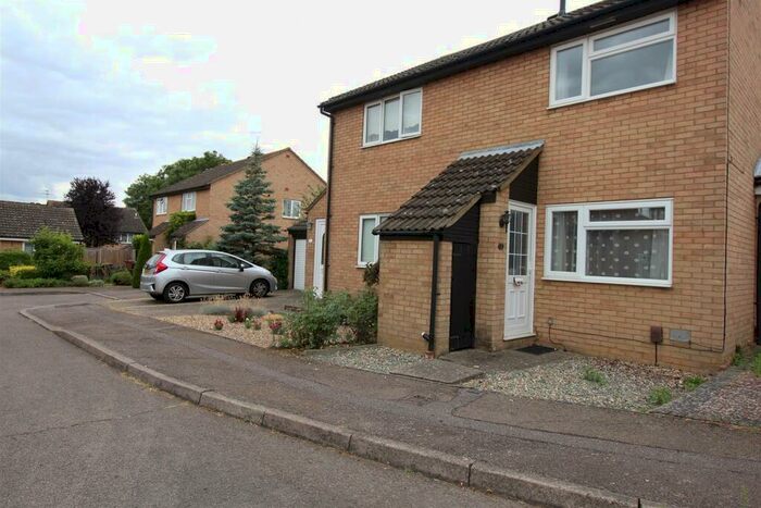 2 Bedroom Terraced House To Rent In Magellan Close, Stevenage, SG2