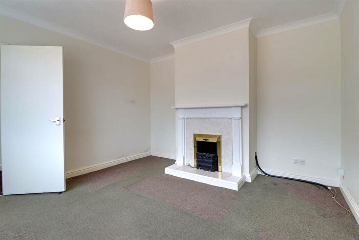 2 Bedroom Detached Bungalow For Sale In Hollybush Crescent, Willaston, Nantwich, CW5