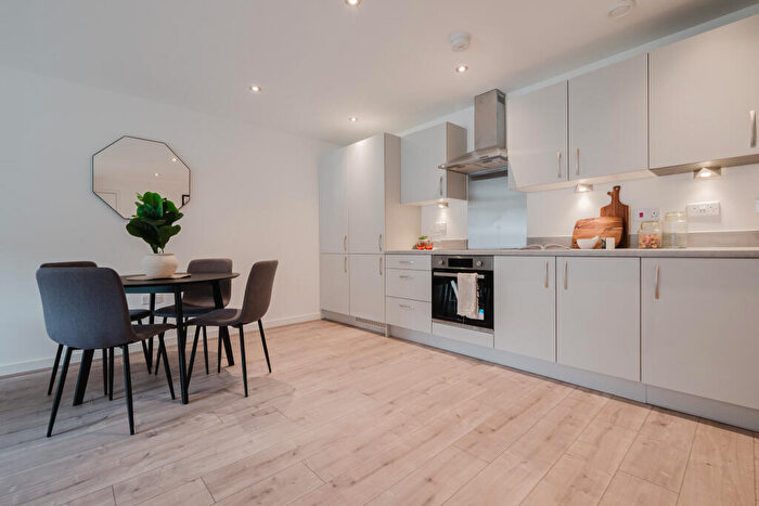 2 Bedroom Apartment To Rent In Brick Kiln Road, Manchester, M12
