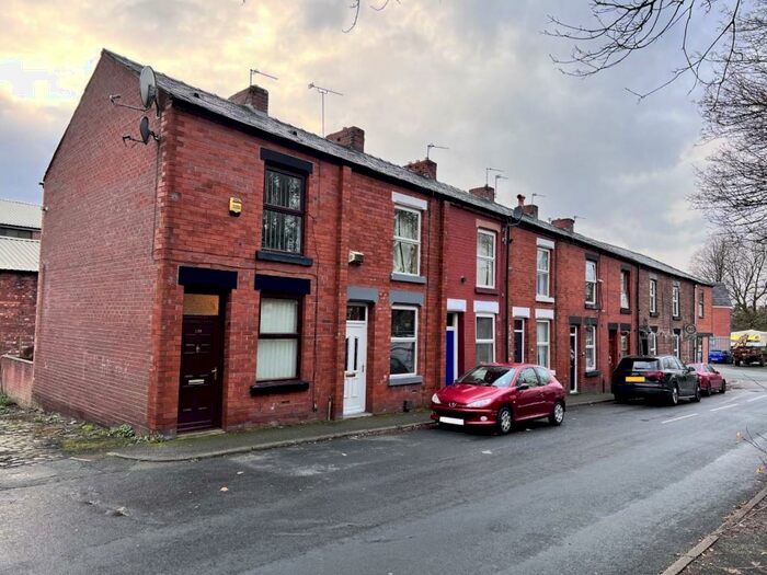 Houses for sale & to rent in OL6 9JX, Higher Green, Ashton St Michael's