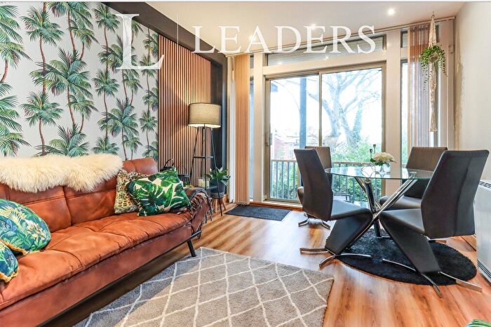 2 Bedroom Apartment To Rent In Foregate Street, CH1